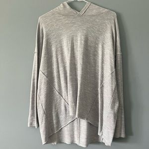 american eagle slightly oversized hoodie shirt